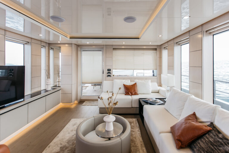 Saloon Seating