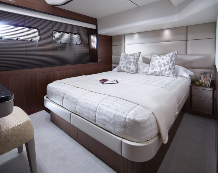 Double Cabin