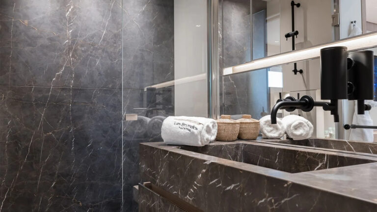 Guest ensuite