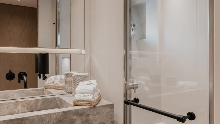 Guest ensuite