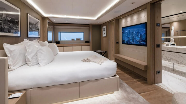 Master suite