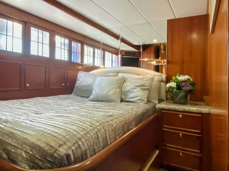 Double Cabin
