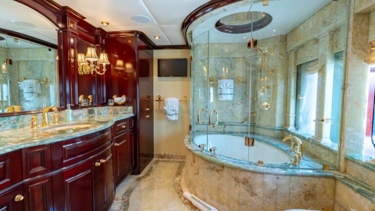 Master Ensuite