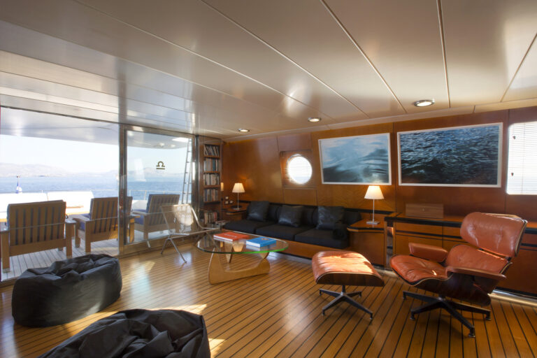MY LIBRA Y- Skylounge