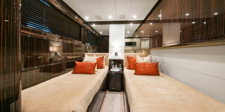 Twin Cabin