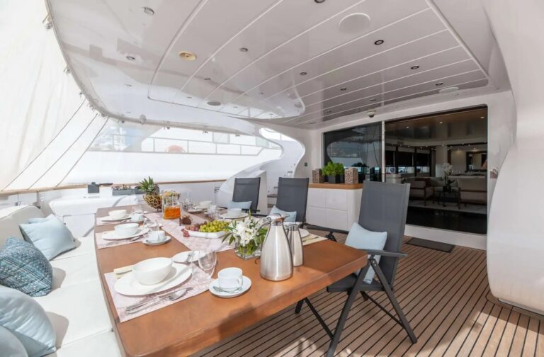 Aft Deck Dining