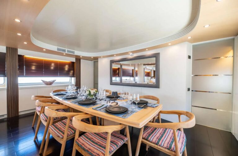 Main Salon Dining