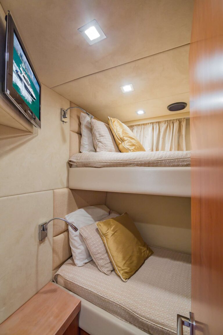Bunk Cabin