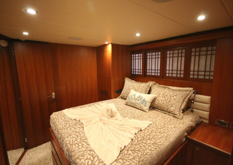 Double Cabin