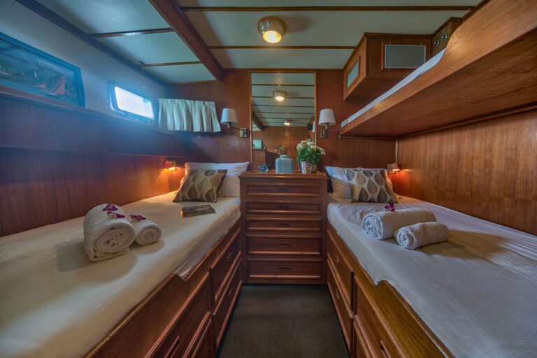 Triple Cabin