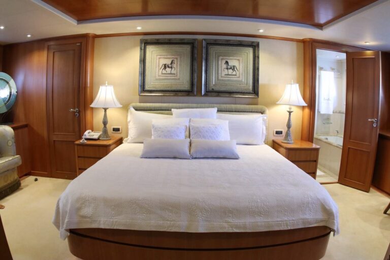 Master suite