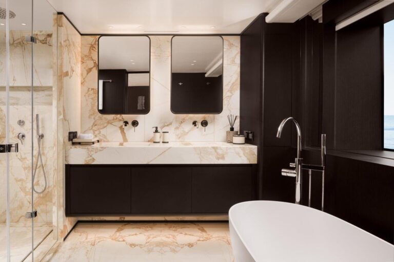 Master Ensuite