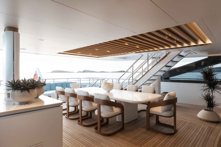 Upper Deck Dining