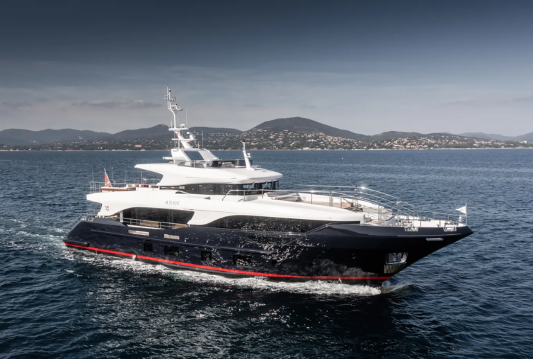30m BENETTI MOTOR YACHT