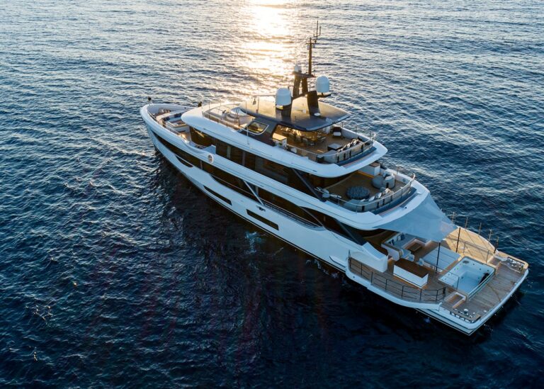 Motor Yacht NORTHERN ESCAPE