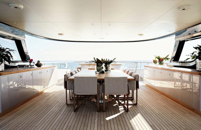 Sun Deck Dining