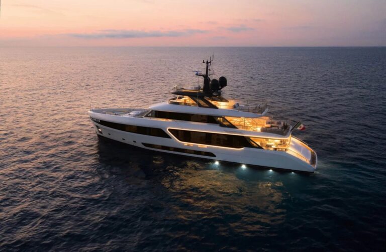 37M BENETTI SUPERYACHT
