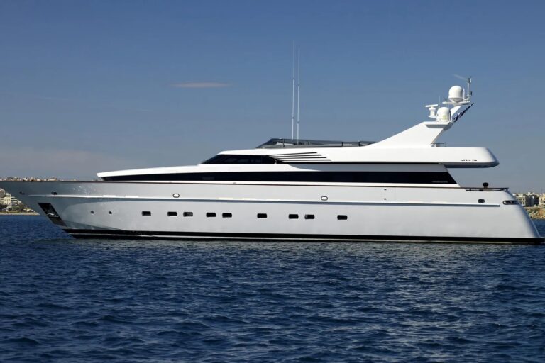 33M CANTIERI DI PISA