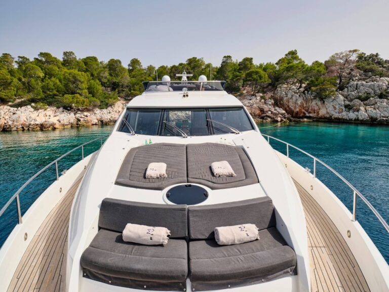 Opendeck With Sea Views