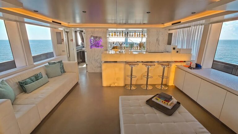 Sky Lounge