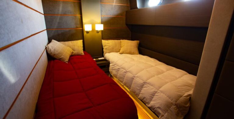 Twin Cabin