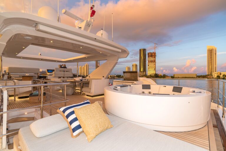 Jacuzzi On Flybridge