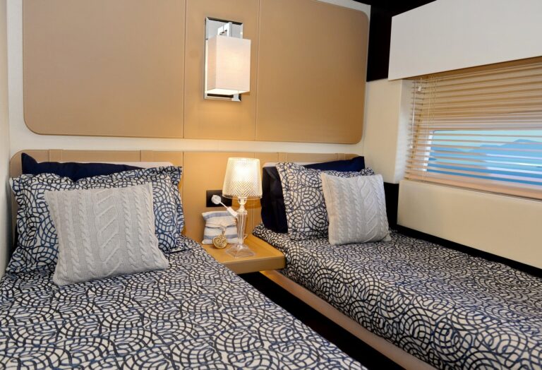 Twin Cabin