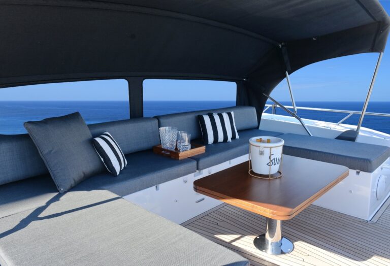 Foredeck Seating