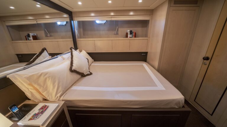 Double Cabin