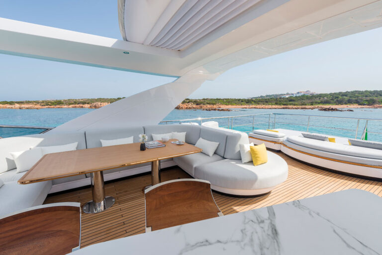 Sun deck