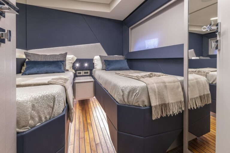 Twin Cabin