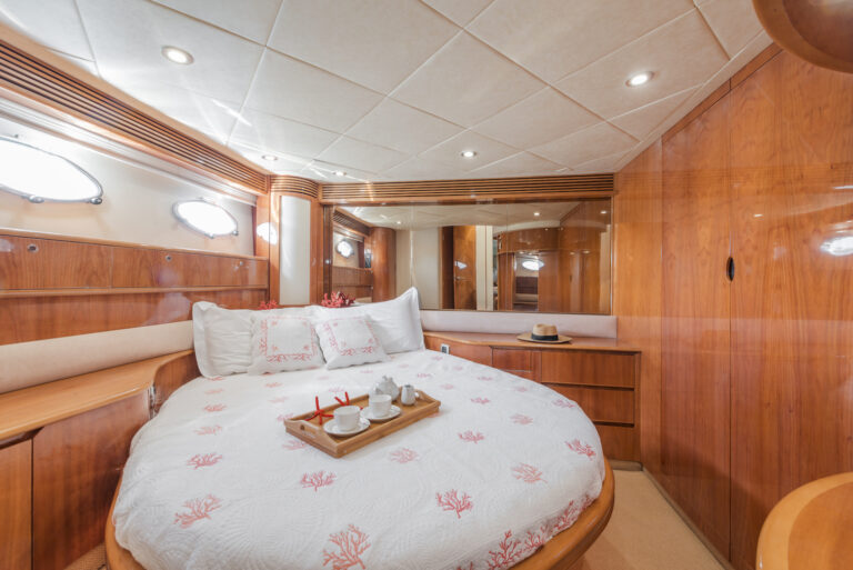 Double Cabin