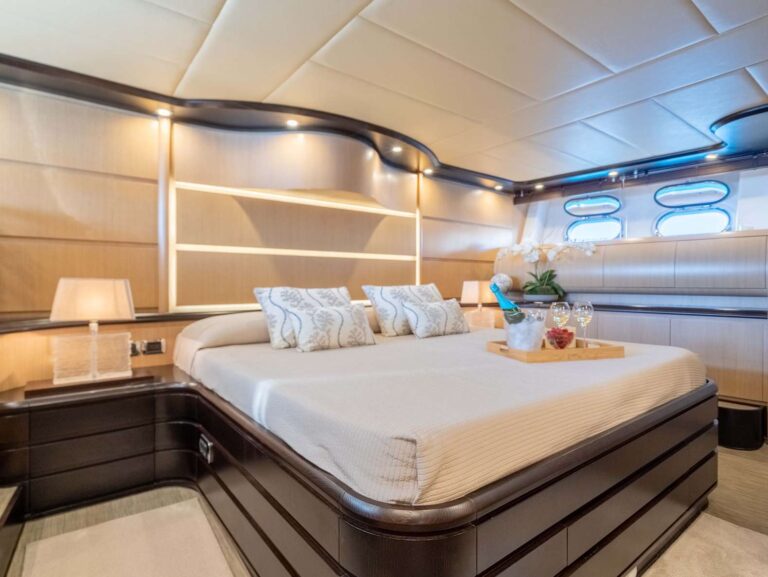 Double  Cabin