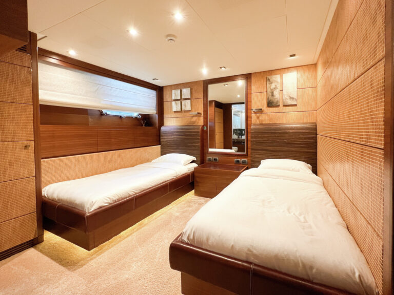 Twin Suite