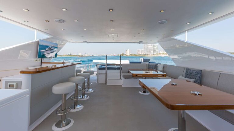 Upper Deck