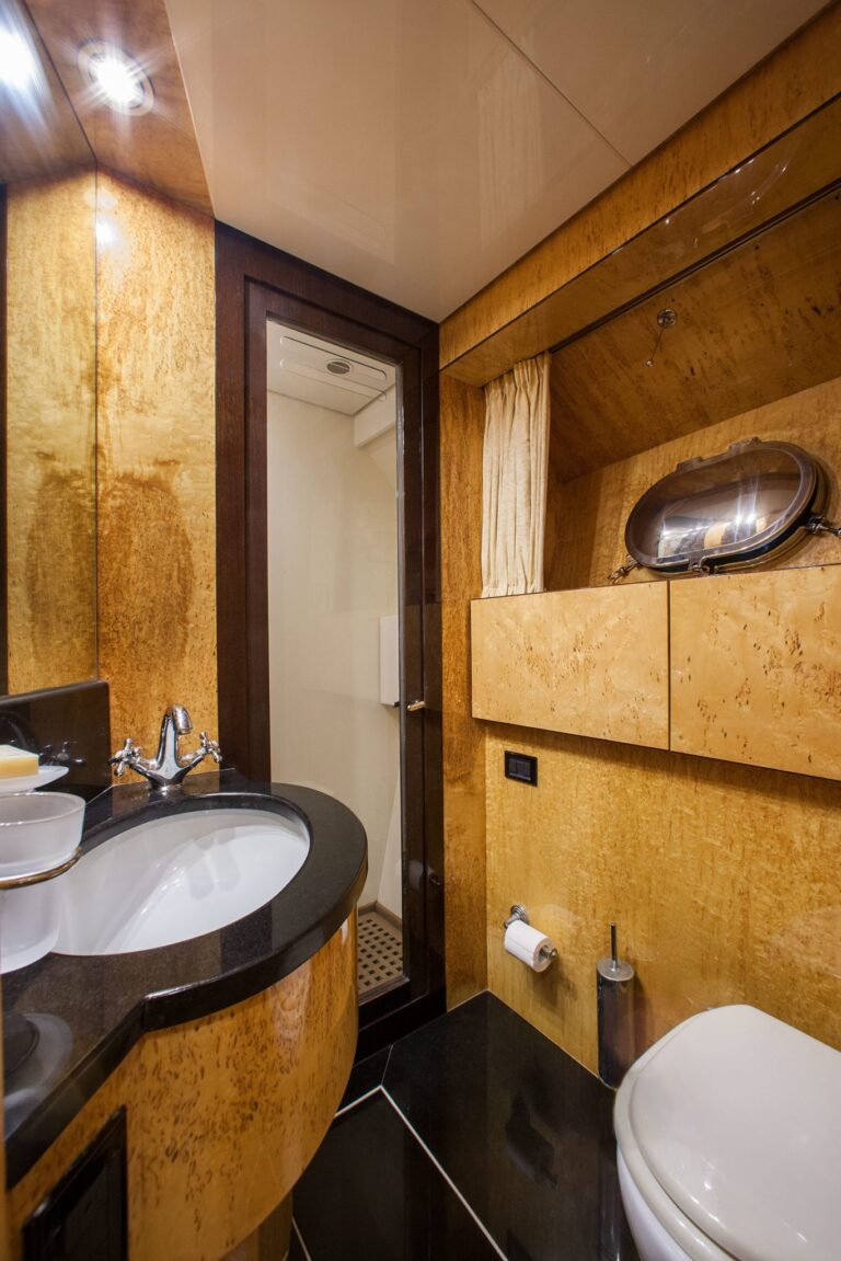 Twin Guest Bathroom