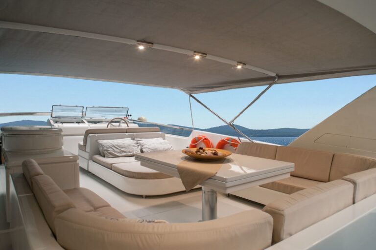 Flybridge