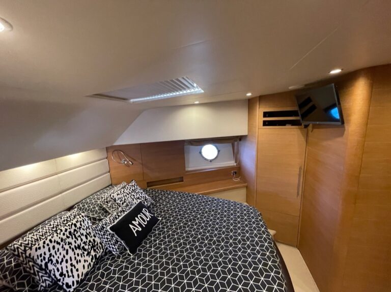 Double Cabin