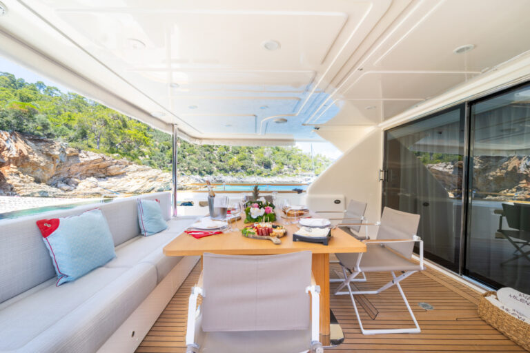 Aft Deck Dining