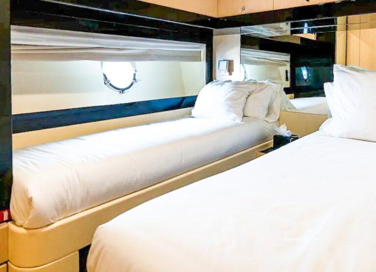 Twin Cabin