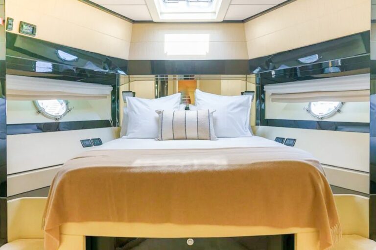 VIP Cabin