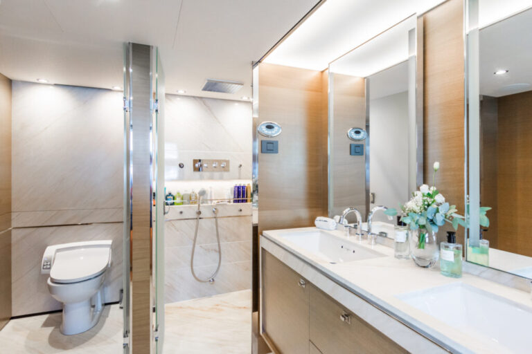 Ensuite bathroom