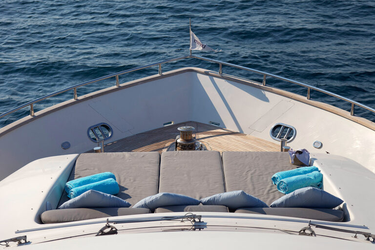 MY MINOU - Foredeck