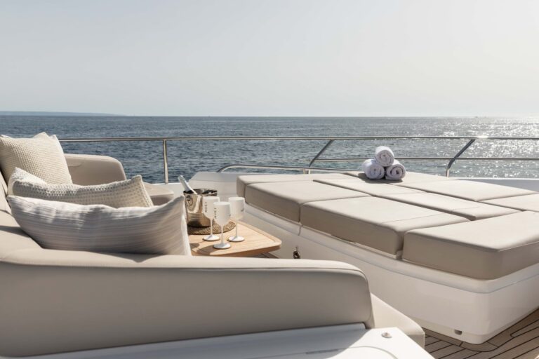 Foredeck Sun Pads