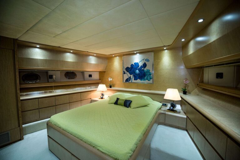 VIP Cabin