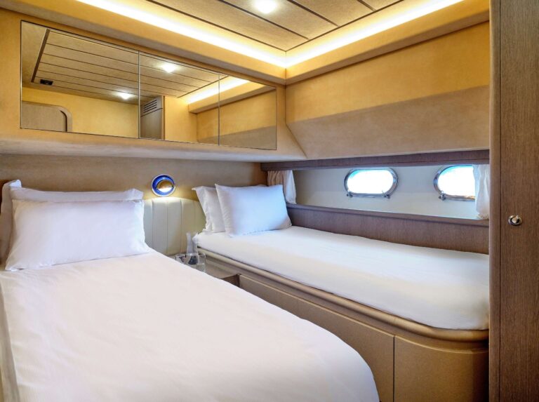 Twin Cabin