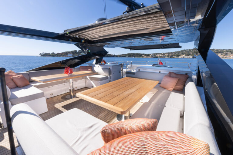 Sun Deck Dining