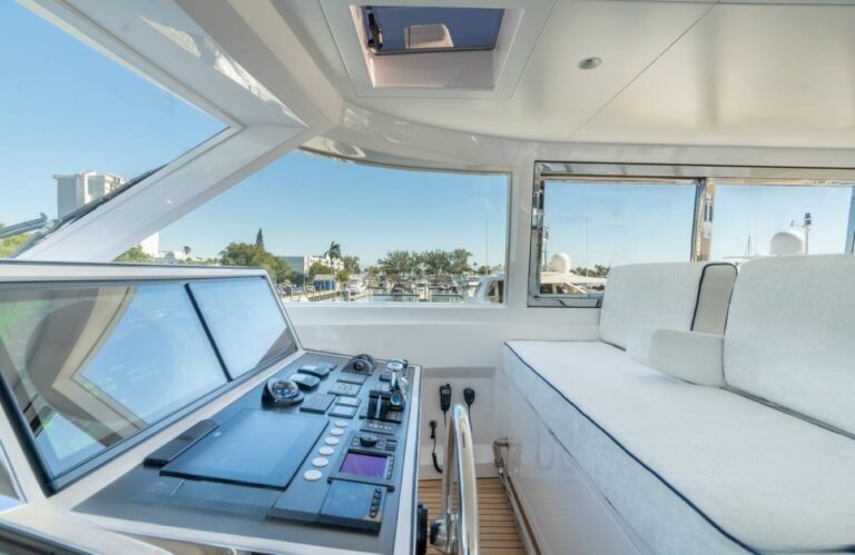 Captain Area