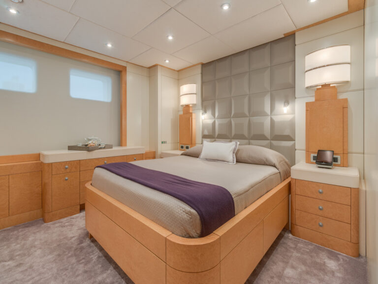 Double Cabin