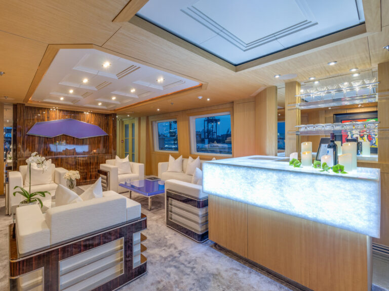 Salon View Forward